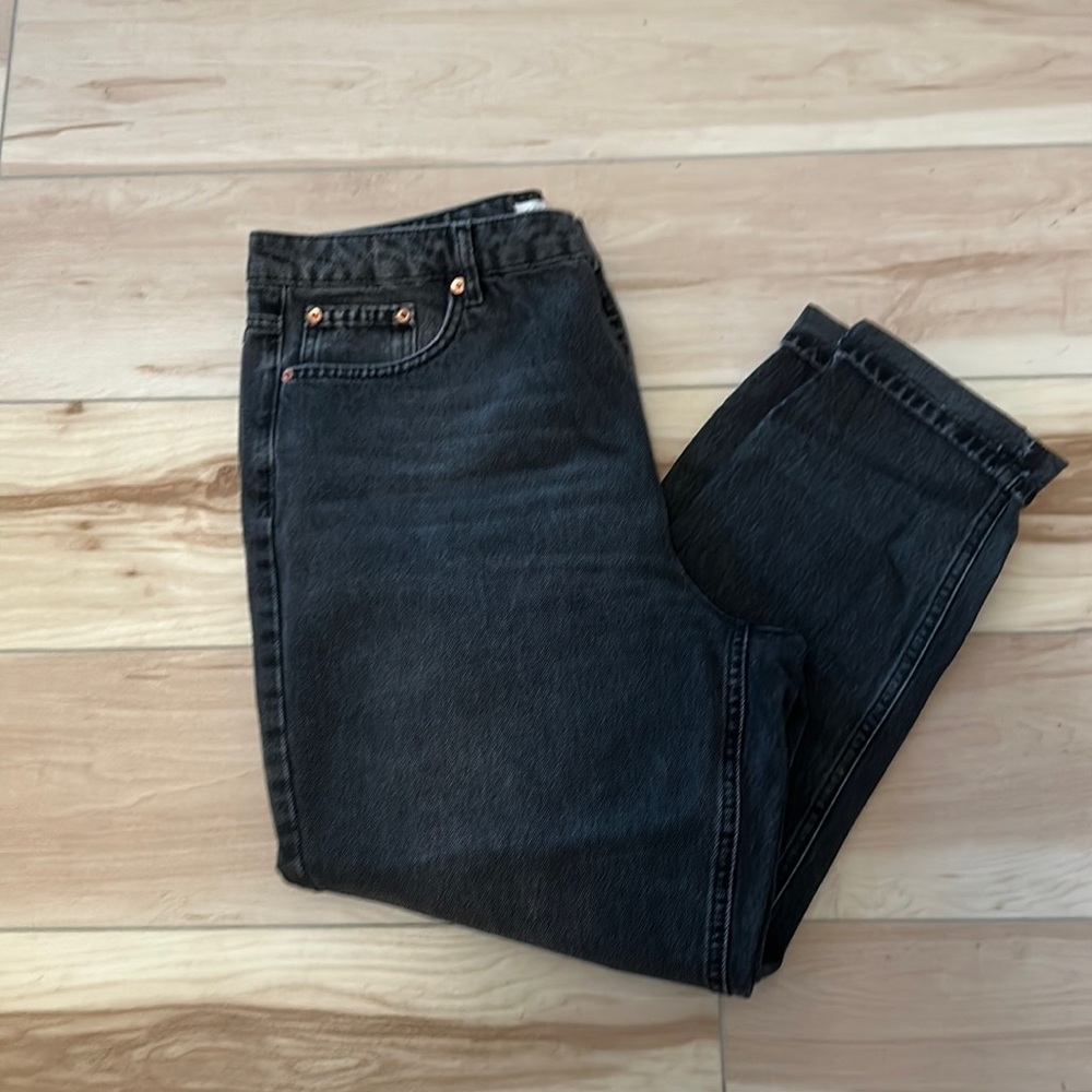 TopShop faded black Women’s mom jeans 36Wx32L